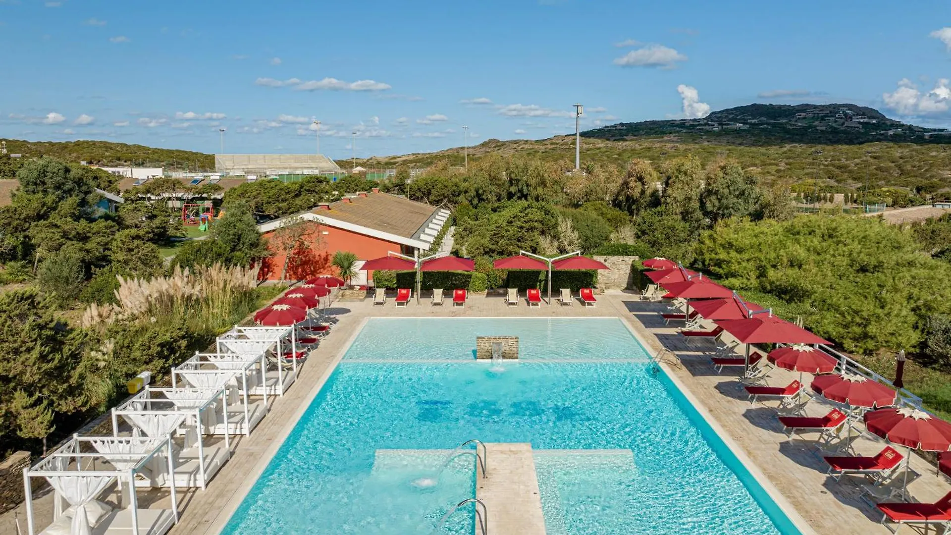 Club Esse Sporting Otel Stintino 4*,